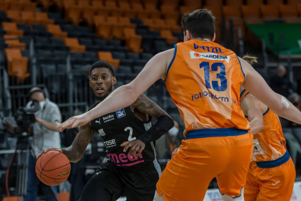 KD在一对 KD在一对