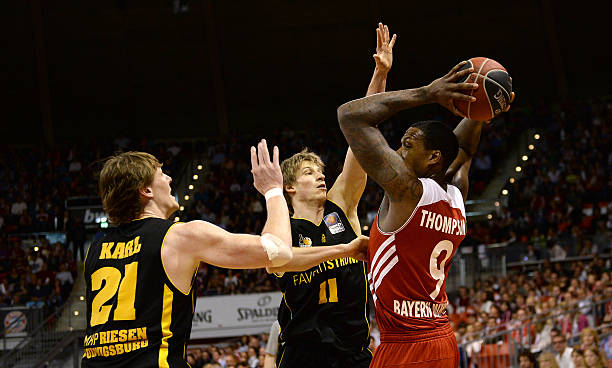 尤其是在 尤其是在