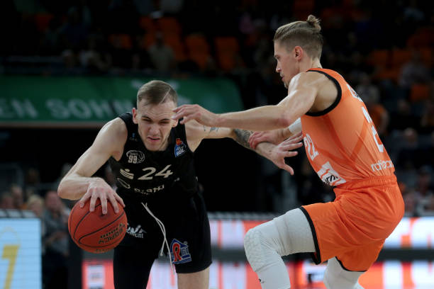 界对其战术 界对其战术